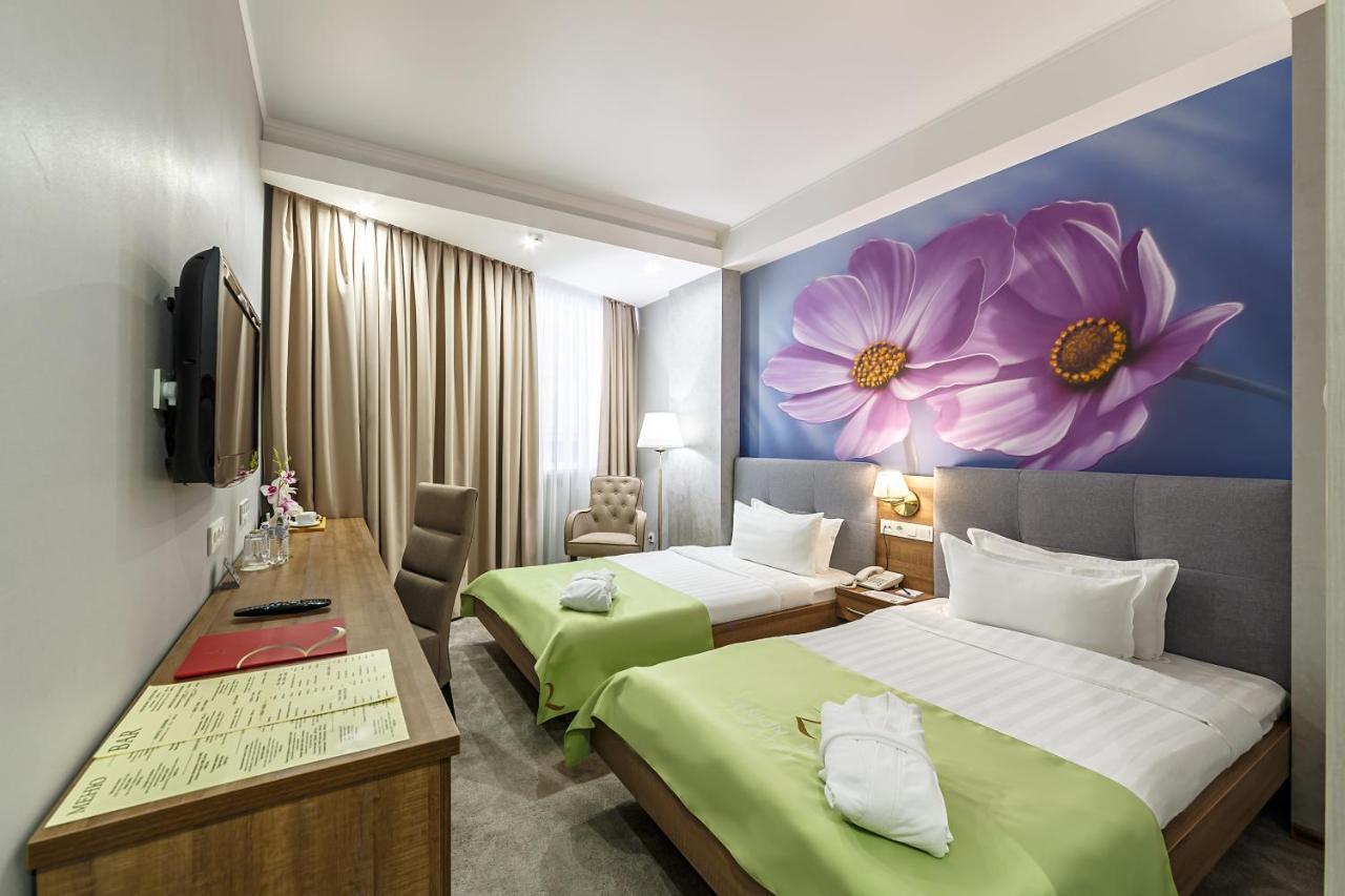 Renion Hills Hotel Almaty Eksteriør bilde