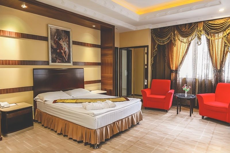 Renion Hills Hotel Almaty Eksteriør bilde