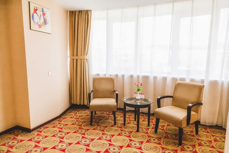 Renion Hills Hotel Almaty Eksteriør bilde