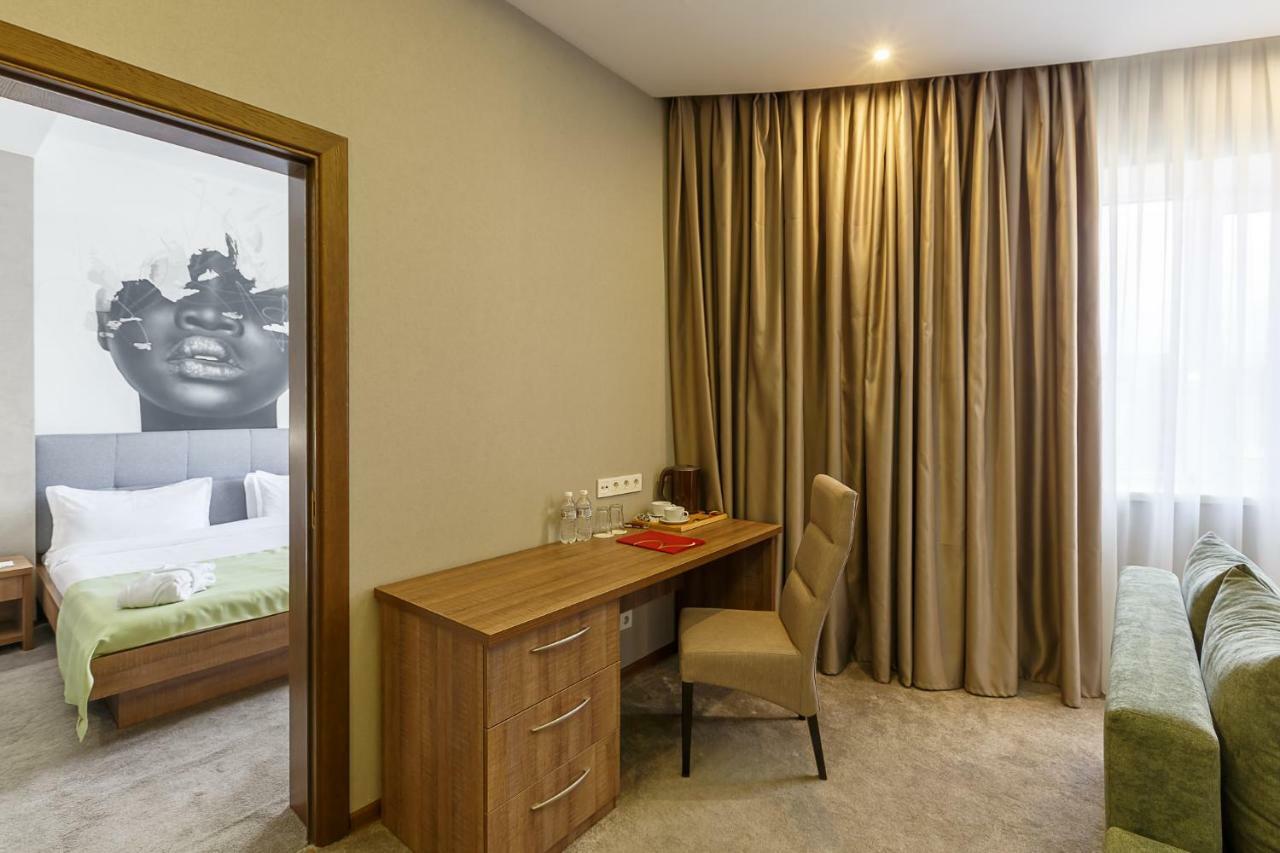 Renion Hills Hotel Almaty Eksteriør bilde